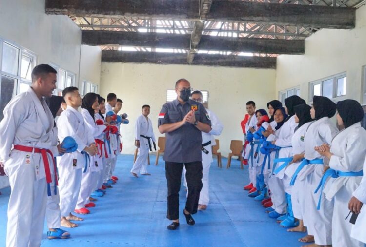 700 Atlet Karate se-Sumbar Berebut Piala Andre Rosiade 1 Ketua Umum FORKI Sumbar Andre Rosiade saat menghadiri fatihan dan seleksi karateka Sumbar, Agustus 2021 lalu.