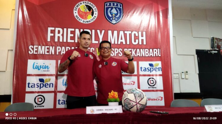 Ujicoba Lawan PSPS Riau, Empat Pemain Semen Padang FC Cedera 1 Kapten Semen Padang FC dan coach Delfiadri