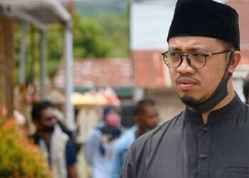 Satpol PP yang Paksa Pedagang di Jam Gadang Akhirnya Dicopot 13 Wali Kota Bukittinggi Erman Safar