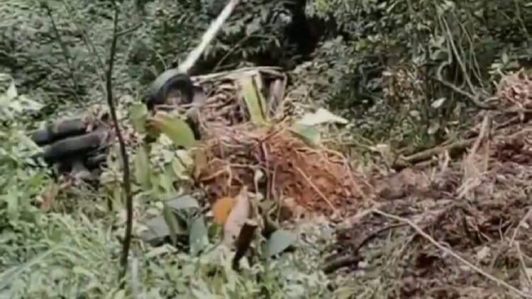 Lokasi jatuhnya truk ke dalam jurang di kawasan Sitinjau Lauik. (IST)