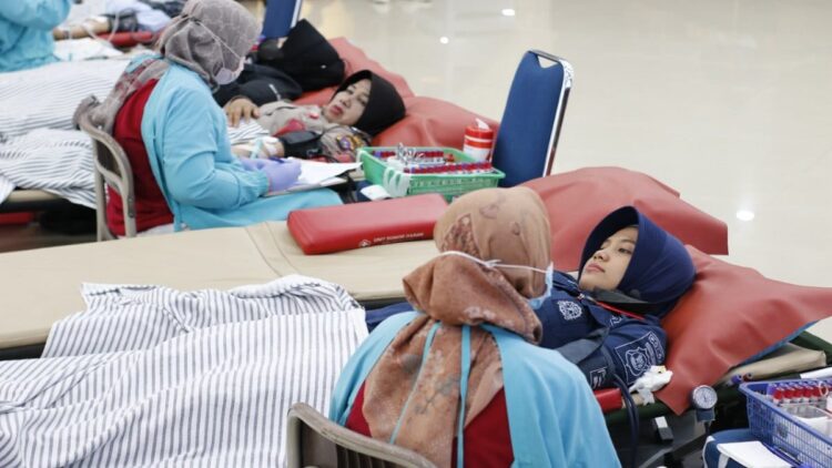 donor darah Polwan polda Sumbar