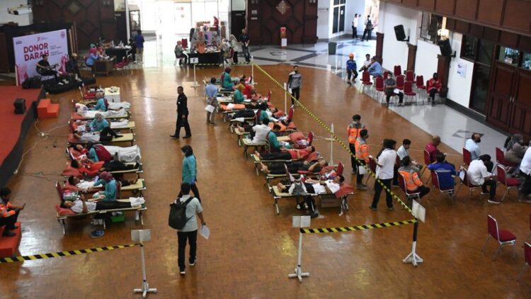 Donor Darah Semen Padang Digelar untuk Peringatan HUT RI ke-77 1 donor darah semen padang