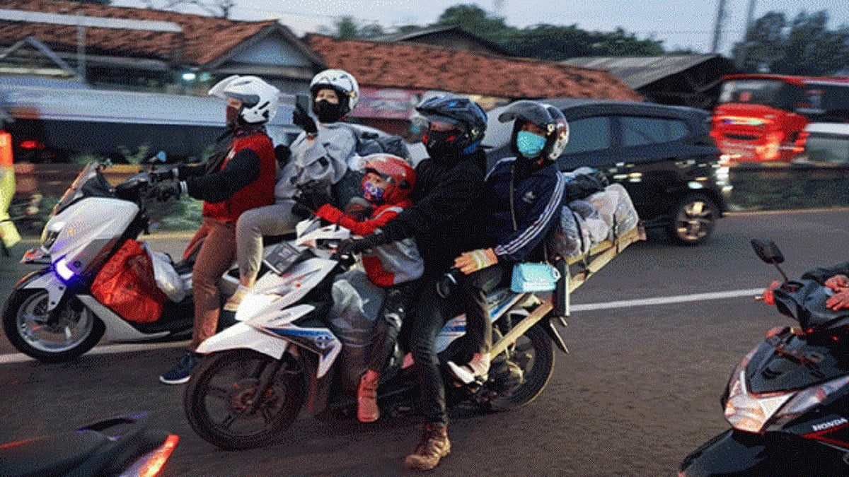 ilustrasi bawa anak naik motor