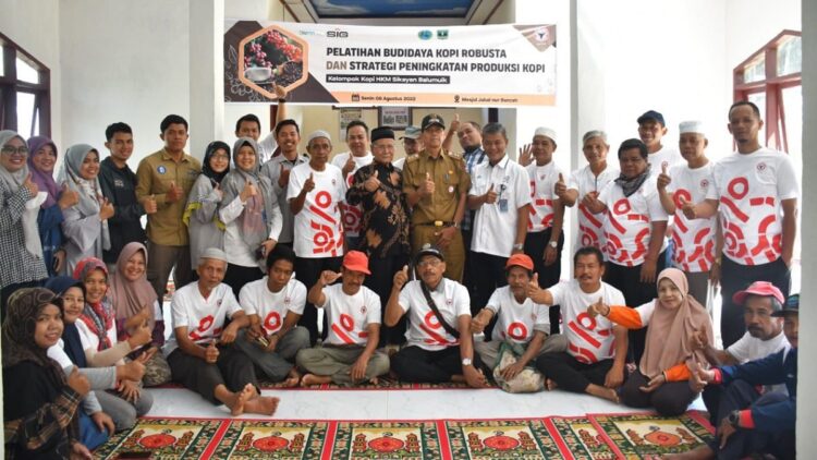pelatihan budidaya kopi robusta Hkm Sikayan Balumuik.