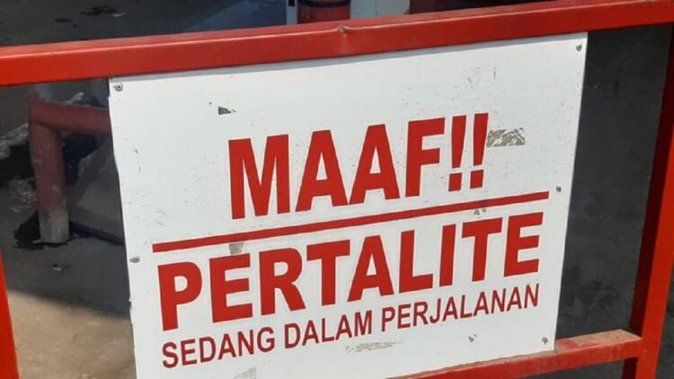 Foto: Pertalite jadi buruan (Acmad Dwi Afiryadi/detikcom)