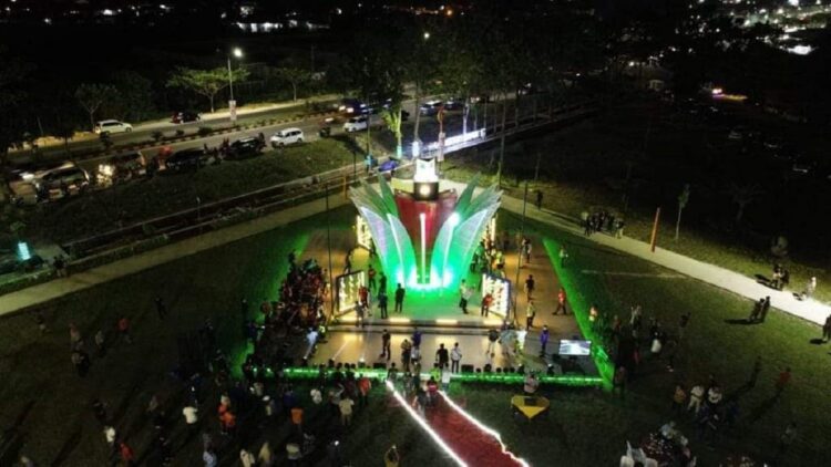 Pemasukan Sektor Pariwisata Capai Rp30 Miliar Selama APEKSI 1 Tugu Apeksi di Padang