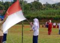 Meriahkan HUT RI ke-77, Ibu-ibu di Tanah Datar Antusias Ikuti Upacara Bendera 6 Upacara bendera peringatan HUT RI ke-77 di Lintau.