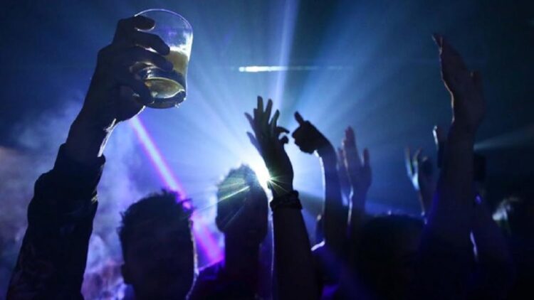 Foya-foya di Tempat Hiburan Malam, Oknum Bawaslu Depok Pakai Rp1,1 M Uang APBD 1 Ilustrasi tempat hiburan malam. (net)