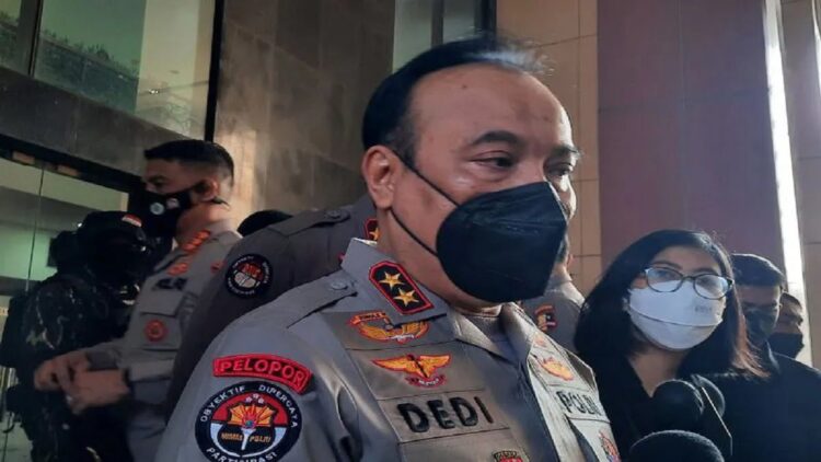 Tiga Kapolda Disebut Terlibat Pembunuhan Brigadir J, Timsus Polri masih Dalami 1 Kepala Divisi Humas Polri Irjen Pol. Dedi Prasetyo memberikan keterangan kepada media. ANTARA/Laily Rahmawaty