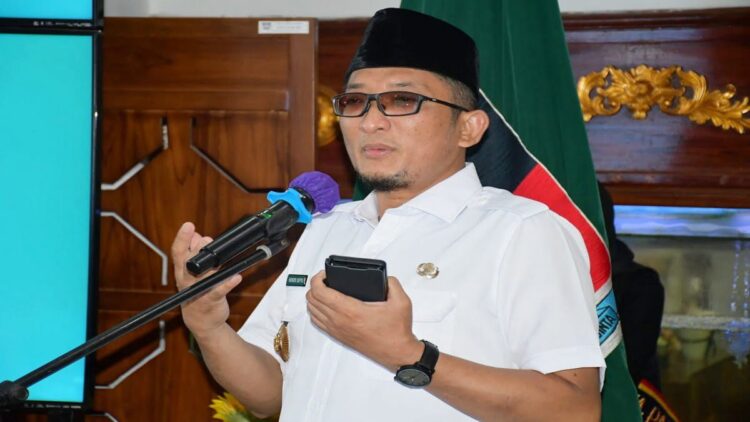 Wali Kota Padang membentuk tim penangkal dari serangan peretas. (IST)