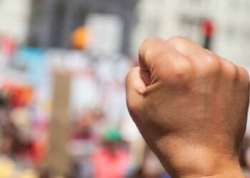 Tolak Kenaikan Harga BBM, HMI Padang Unjuk Rasa ke DPRD Sumbar