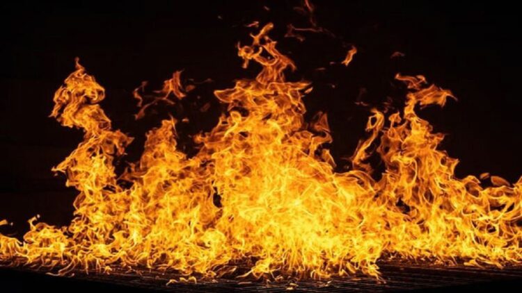 Ilustrasi api. (net)