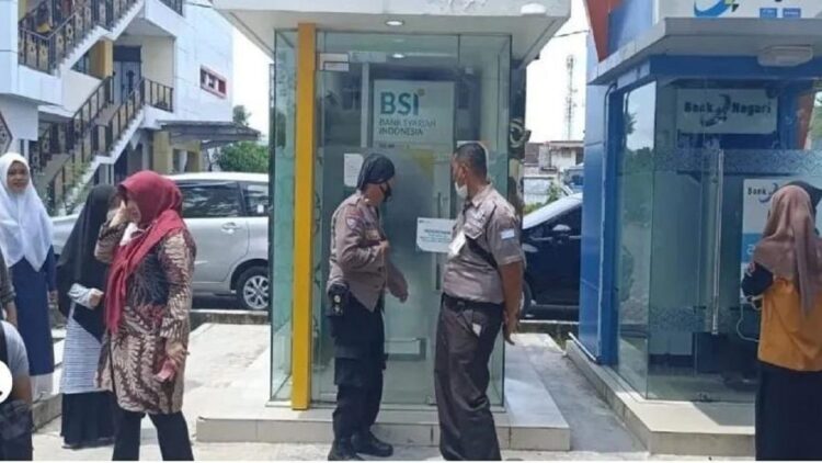 Mahasiswa Bobol ATM di UIN Imam Bonjol, Aksinya Gagal 1 ATM di UIN Imam Bonjol yang dibobol mahasiswa