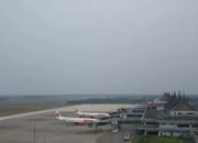 BIM Kembali Ditutup, Buntut Sebaran Abu Erupsi Marapi Kembali Meluas