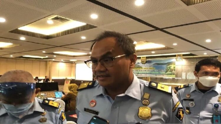 Kepala Divisi Imigrasi Kanwil Kemenkumham Sumbar Novianto Sulastono. ANTARA/FathulAbdi