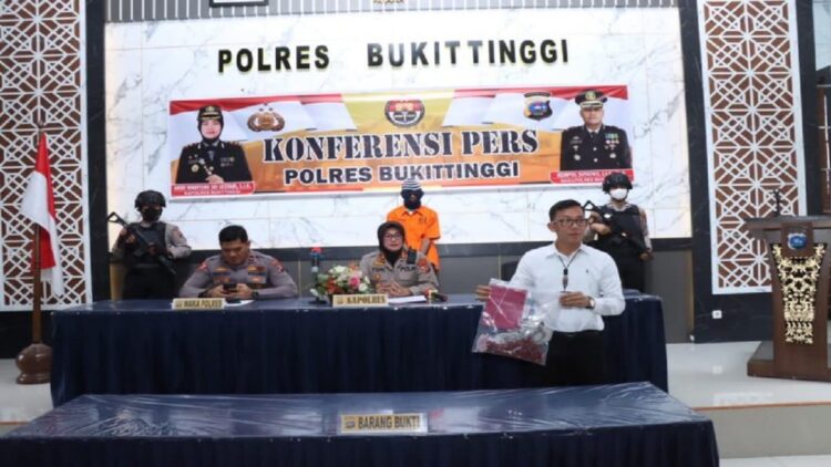Polres Bukittinggi melakukan konferensi pers pengungkapan kasus narkotika. (IST)