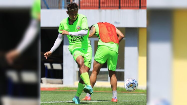 Ini Susunan Pemain Semen Padang FC Kontra Sriwijaya FC 1 Latihan pemain Semen Padang FC di Stadion Jakabaring