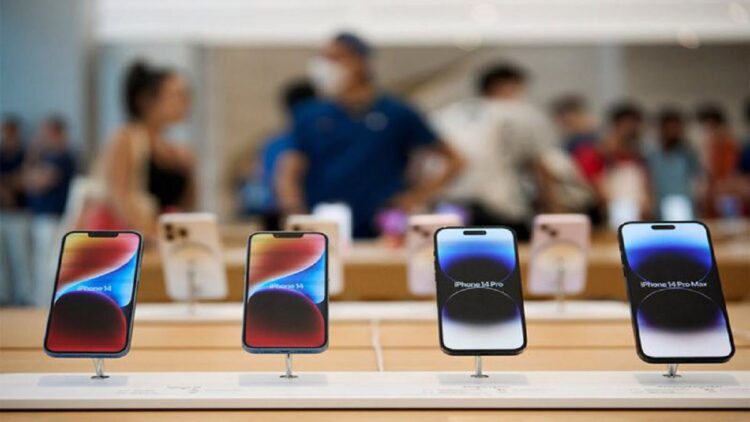 Baru Dirilis, Apple Ungkap Masalah Aktivasi di iPhone 14 Series 1 iPhone 14 Series. (net)