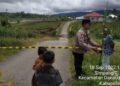 Jembatan Amblas, Polsek Danau Kembar Pasang Garis Polisi 7 Polsek Danau Kembar beru garis polisi lokasi jembatan amblas di Nagari Simpang Tanjung Nan Ampek.