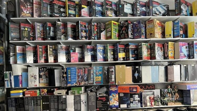 Koleksi 2.200 konsol game langka. (Foto: eBay/Kaori30)