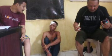 Maling Kotak Infak, Pria di Padang Babak Belur Dihajar Massa 8 Maling kotak infak diamankan di Polsek Lubeg