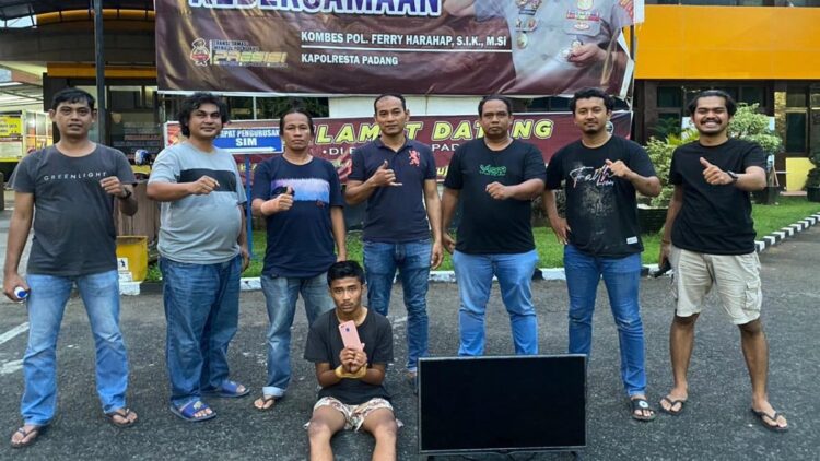 Pria di Padang ini pipis dalam celana saat ditangkap Tim Klewang karena melakukan aksi pencurian