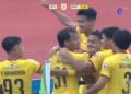 selebrasi Rosad usai mencetak gol kedua untuk Semen Padang FC