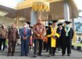 Andre Rosiade bersama Rektor UNP dan jajaran di Kampus UNP, Padang, Sumbar.