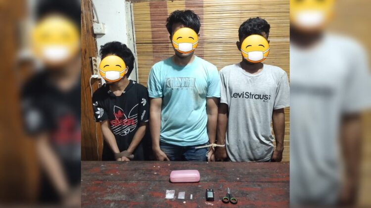 Satu Hari Polres Pessel Ungkap 2 Kasus Narkotika, Empat Pelaku Diringkus 1 Polres Pessel mengamankan tiga orang pelaku penyalahgunaan narkotika. (IST)