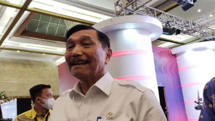 Luhut: Pemerintah Siapkan Skenario Terburuk Hadapi Ancaman Resesi Global 2023 1 Menko Kemaritiman dan Investasi Luhut Binsar Pandjaitan. ANTARA/Ade Irma Junida