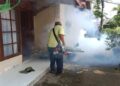 Antisipasi Penyebaran DBD, Dinkes Fogging Ratusan Rumah di Agam