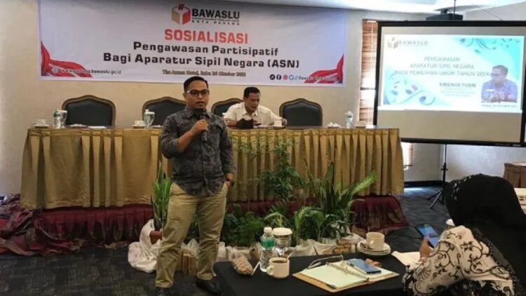 Bawaslu Padang akan Lantik 33 Anggota Panwascam Terpilih 1 Koordinator Divisi Penanganan Pelanggaran Data dan Informasi Bawaslu Padang, Firdaus Yusri (ANTARA/HO Firdaus)