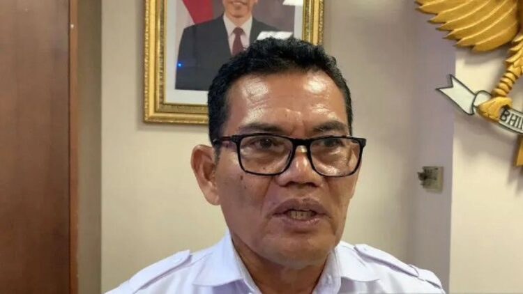 Ketua Panitia Liga 3 zona Sumbar Yulius Dede (ANTARA/Mario Sofia Nasution)