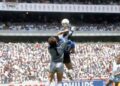 Bola yang bikin Maradona Cetak Gol ‘Tangan Tuhan” Dilelang Rp52,3 Miliar