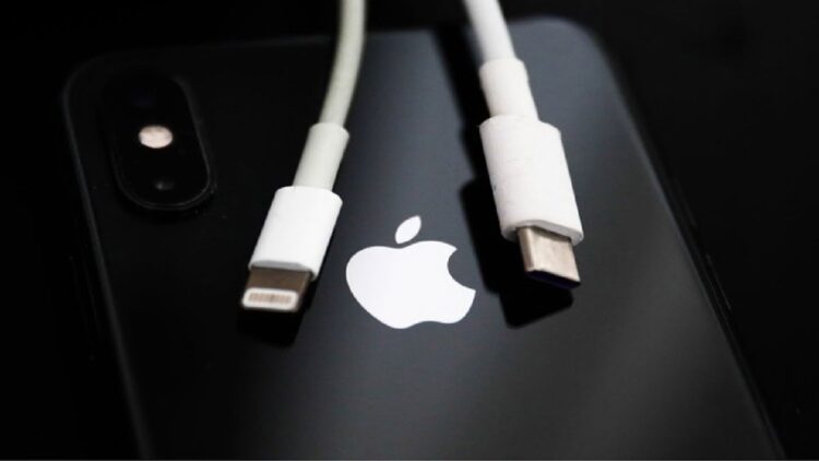 Apple akan gunakan konektor USB-C mulai tahun 2024. (net)