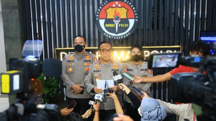 Jumpa pers Mabes Polri terkait penetapan tersangka peristiwa Kanjuruhan