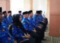 Pejabat tinggi pratama dan pejabat administrator saat akan dilantai Bupati Sutan Riska Tuanku Kerajaan, di Aula Lantai II Kantor Bupati Dharmasraya, Jumat (28/10). (Antara/HO-Kominfo Dharmasraya)