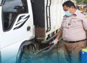 Antisipasi PMK, Kendaraan yang Masuk Pelabuhan Bungus Disemprot Desinfektan