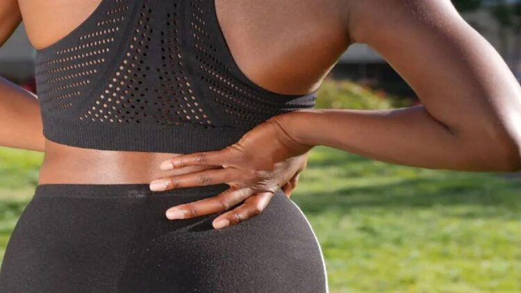 Begini Beda Nyeri Pinggang akibat Saraf Kejepit dengan Nyeri Biasa 1 Ilustrasi nyeri punggung. (Pexels)