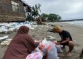 Cuaca Ekstrem Perparah Abrasi Pantai di Padangpariaman, Dapur Rumah Warga Ambruk