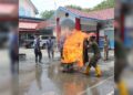 Puluhan Anggota Linmas Kota Padang Dilatih Pencegahan Kebakaran