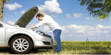 Tetap Tenang, Lakukan Hal ini saat Mobil Anda Mogok 8 Tetap Tenang, Lakukan Hal ini saat Mobil Anda Mogok