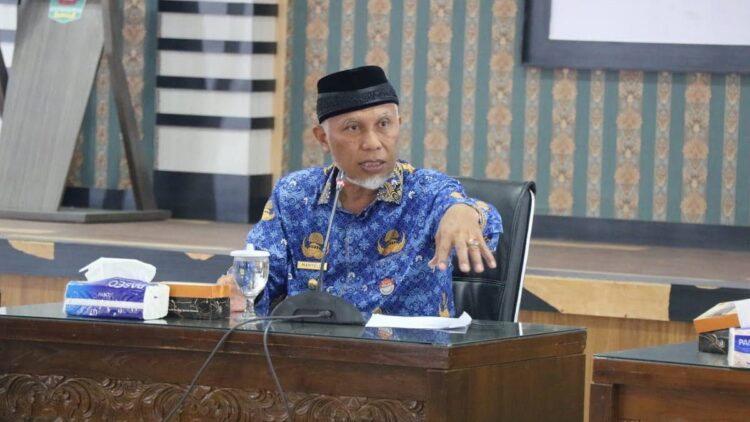 Gubernur Sumbar: Mari Selamatkan Danau Singkarak! 1 Gubernur Sumbar Mahyeldi