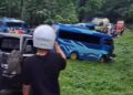 Bus Tabrak Pikap di Sitinjau Lauik, 2 Orang Dilarikan ke Rumah Sakit
