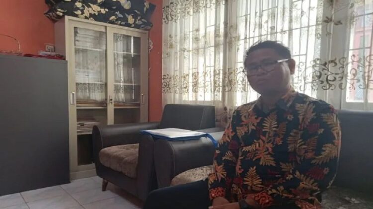 Tak Penuhi Syarat, 9 Parpol di Pasbar Harus Ikuti Verfak Perbaikan 1 Anggota KPU Pasaman Barat Divisi Penyelenggaraan Pemilu Adri. (Antara/Altas Maulana).