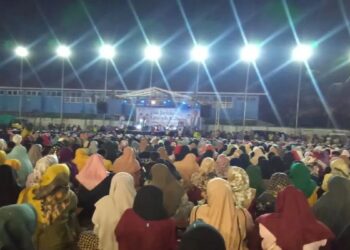 Tablig Akbar, UAS Minta Masyarakat Solok Berperan Aktif Majukan Masjid