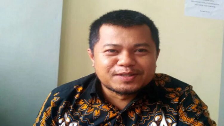 Pelaksana harian Ketua Bawaslu Solok Selatan Ade Kurnia Zelli. (Antara/Erik)