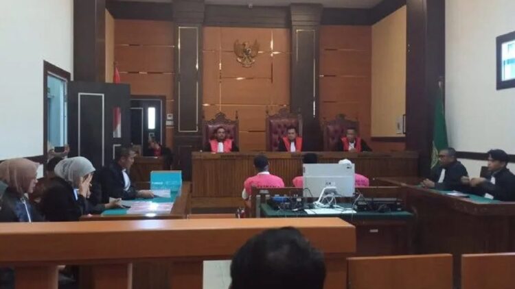 Sidang Korupsi, Jaksa Tuntut Eks Ketua KONI Padang Tujuh Tahun 1 Sidang kasus korupsi KONI Padang