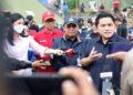 Menteri BUMN Erick Thohir saat mendatangi lokasi gempa
