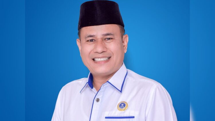 Sikapi Rendahnya Harga TBS Sawit Kebun Swadaya, Enam Anggota DPRD Pessel Usul Pembentukan Pansus 1 Wakil Ketua Fraksi Partai Amanat Nasional (PAN) DPRD Pesisir Selatan Novermal. (Istimewa)